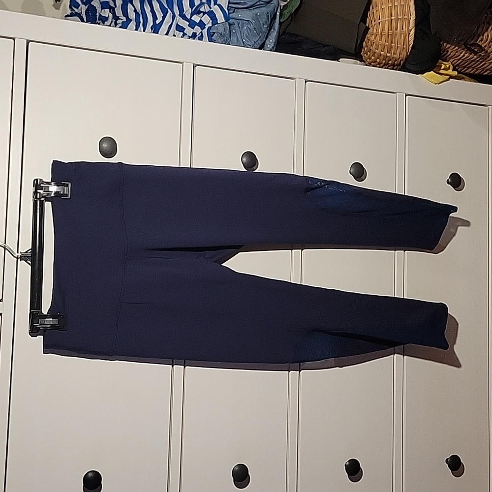 Blue workout leggings